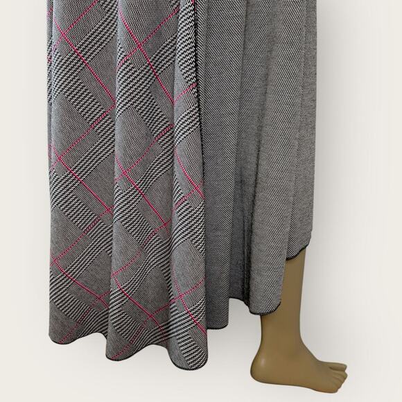 Cato Plaid Knit Maxi Flare Skirt Size M Gray Pink Ponte Stretchy High Low Pullon - Picture 9 of 13